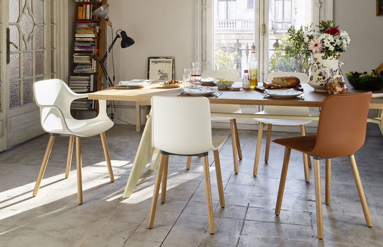 HAL Armchair – Walnut – White