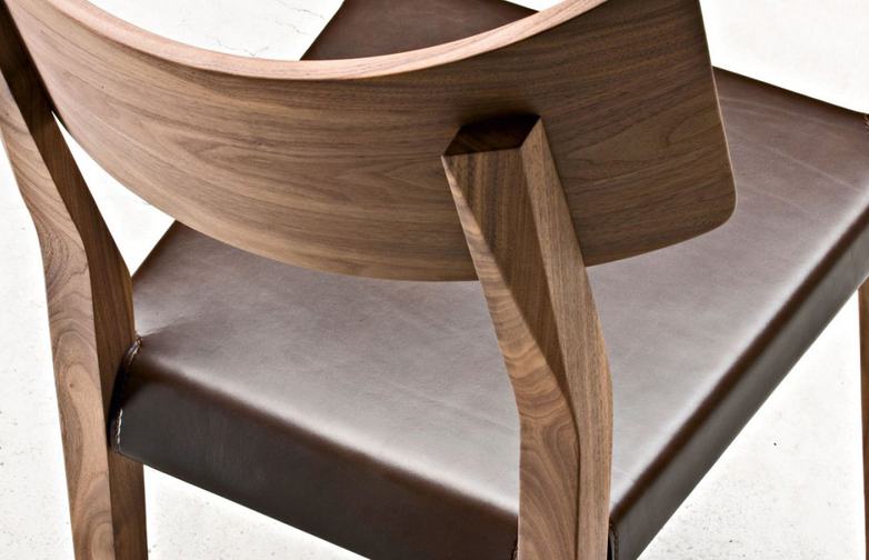 Sweet 21 C Chair – Brown Leather