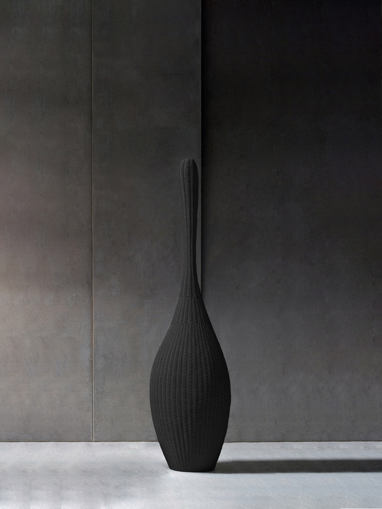 Bolla S Standing Lamp – Black