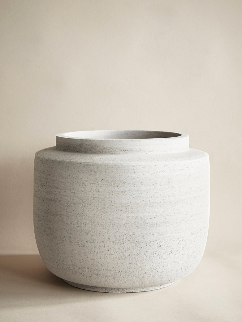 Volumes Flower Pot – Medium