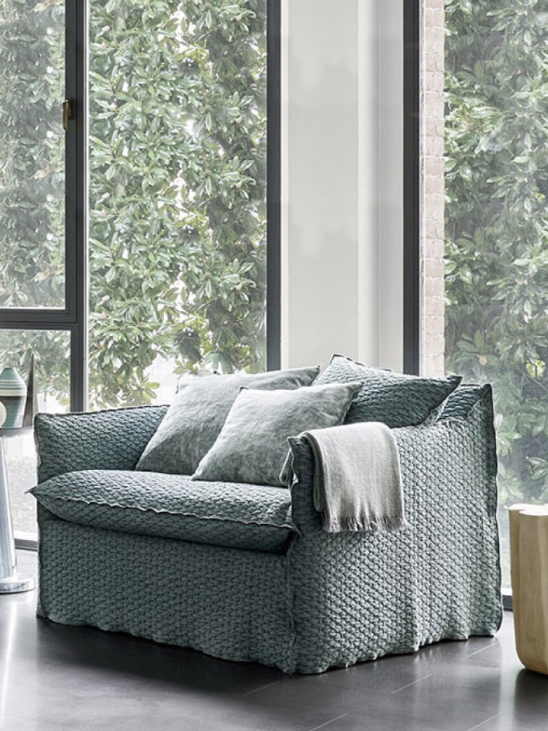 Ghost 11 Put-me-up Chair – Category C