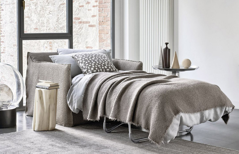 Ghost 11 Put-me-up Chair – Category B