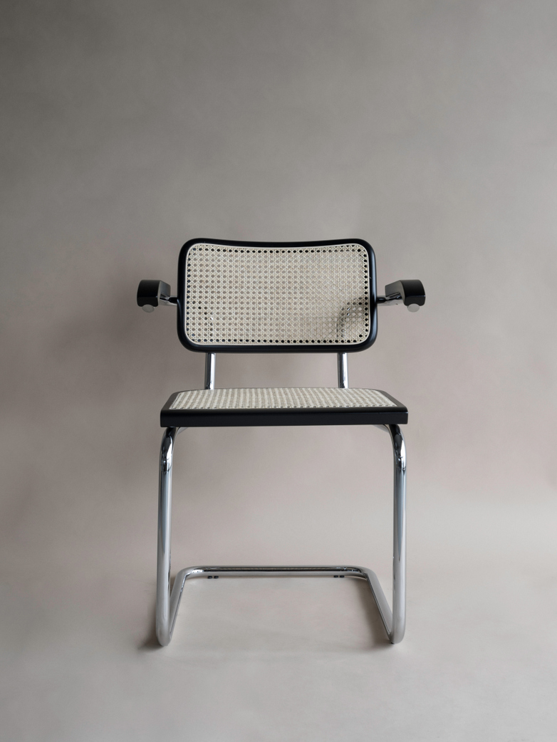 Bauhaus Armchair MB05 - Black Frame