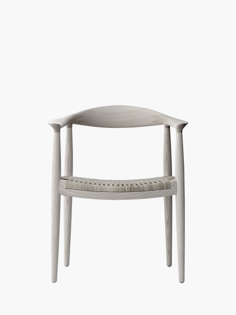 PP501 The Chair – Lacquered Oak – Cane