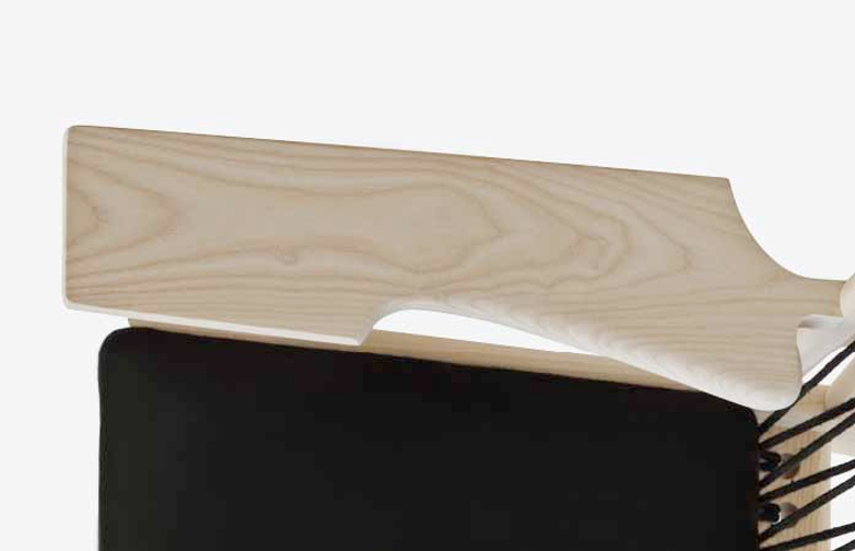 PP129 Web Chair – Soaptreated Ash – Black Leather