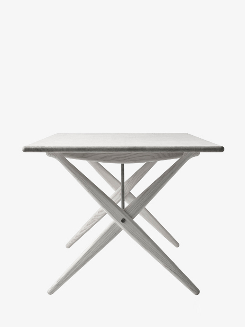 PP85 – Crossed Legged Table – Oiled Oak – 160