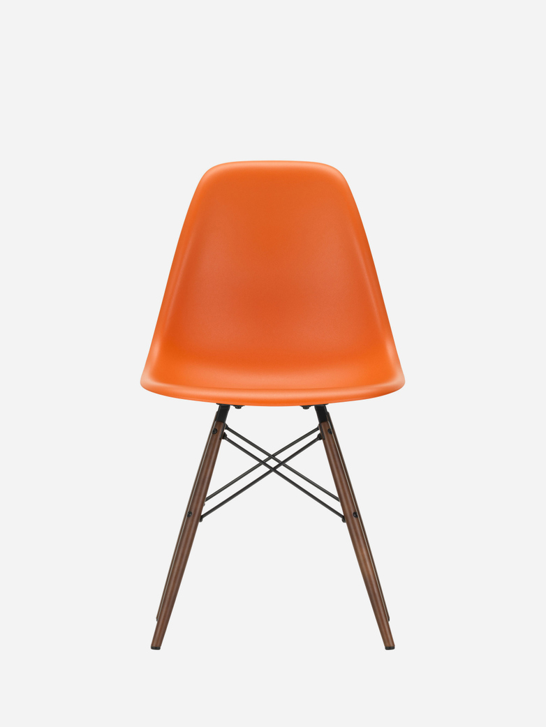 Eames Plastic Chair – DSW – Rusty Orange – Dark Maple