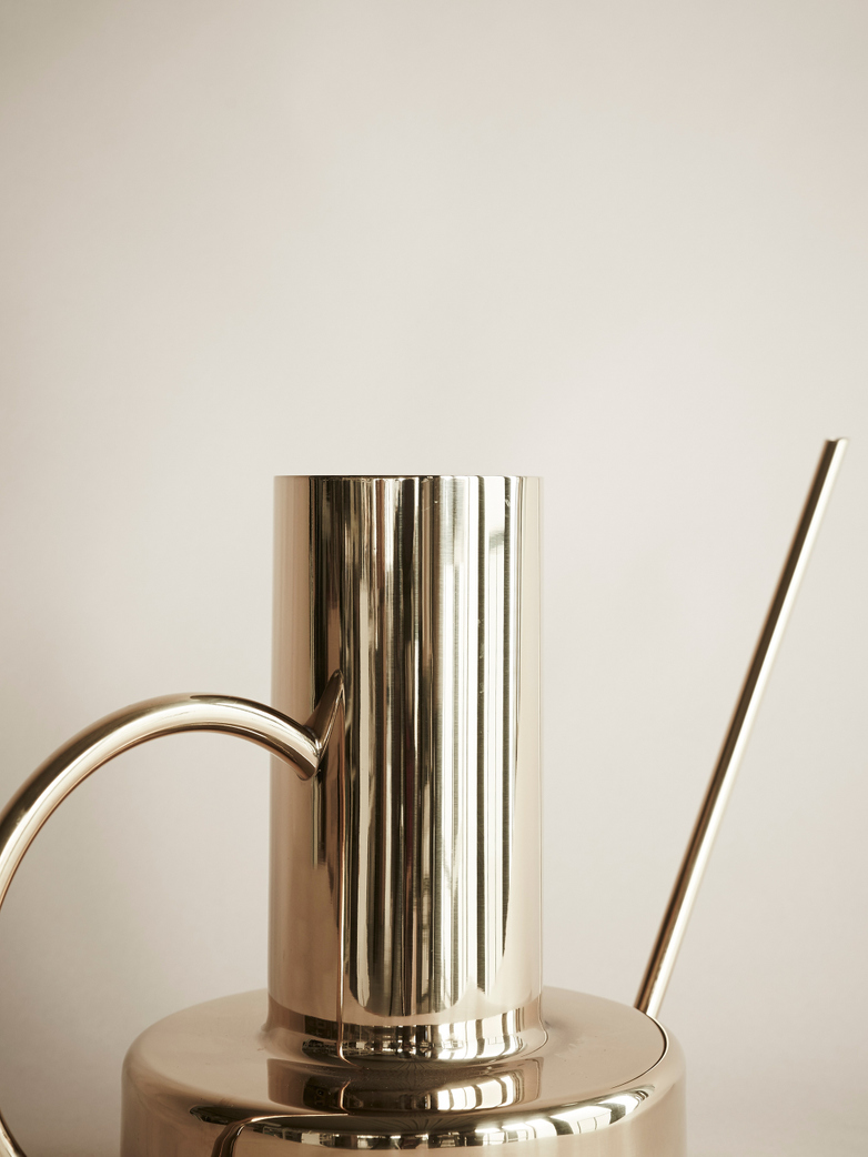 Divan Watering Can – Brass