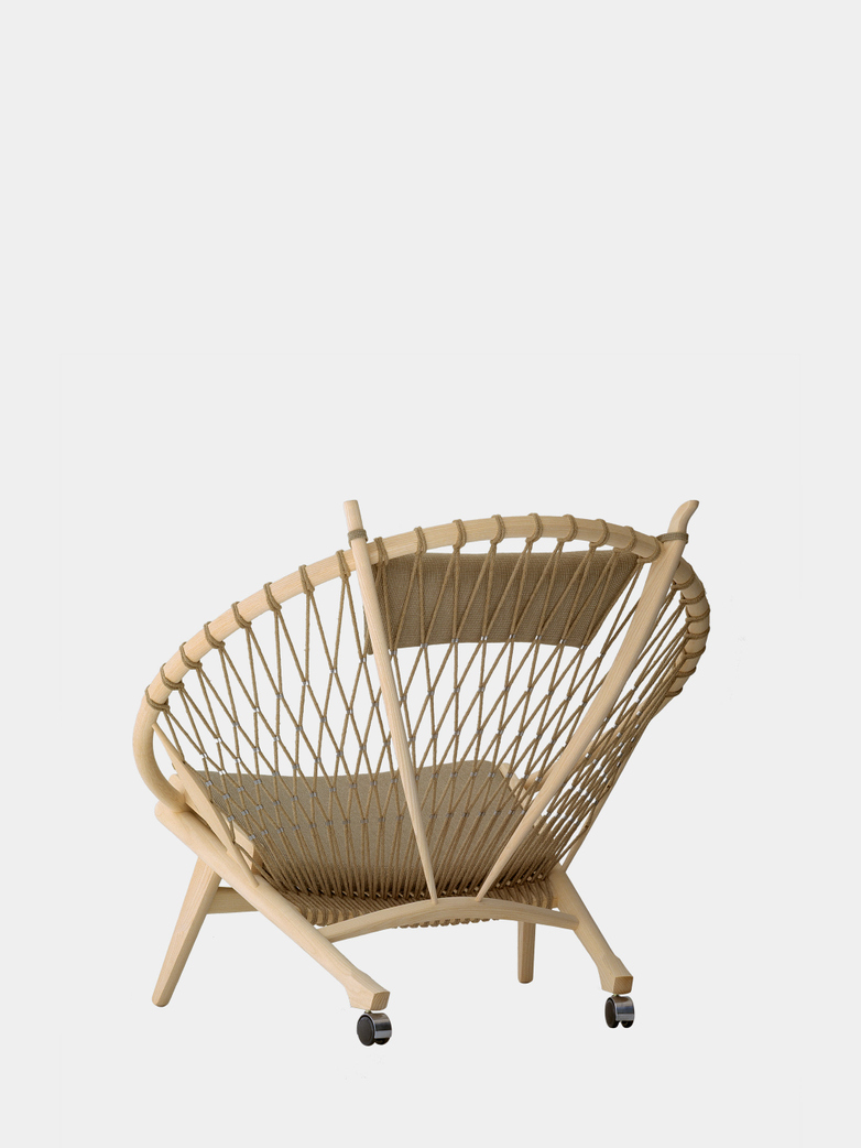 PP130 Circle Chair – Nature Flag