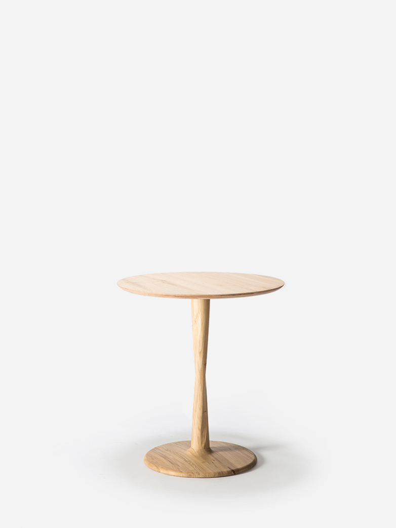 Torsion Dining Table – Oak – Ø70