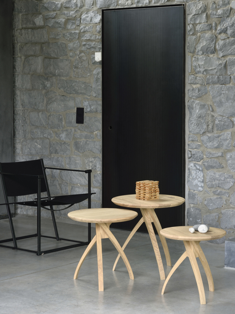 Twist Side Table – Oak – Medium