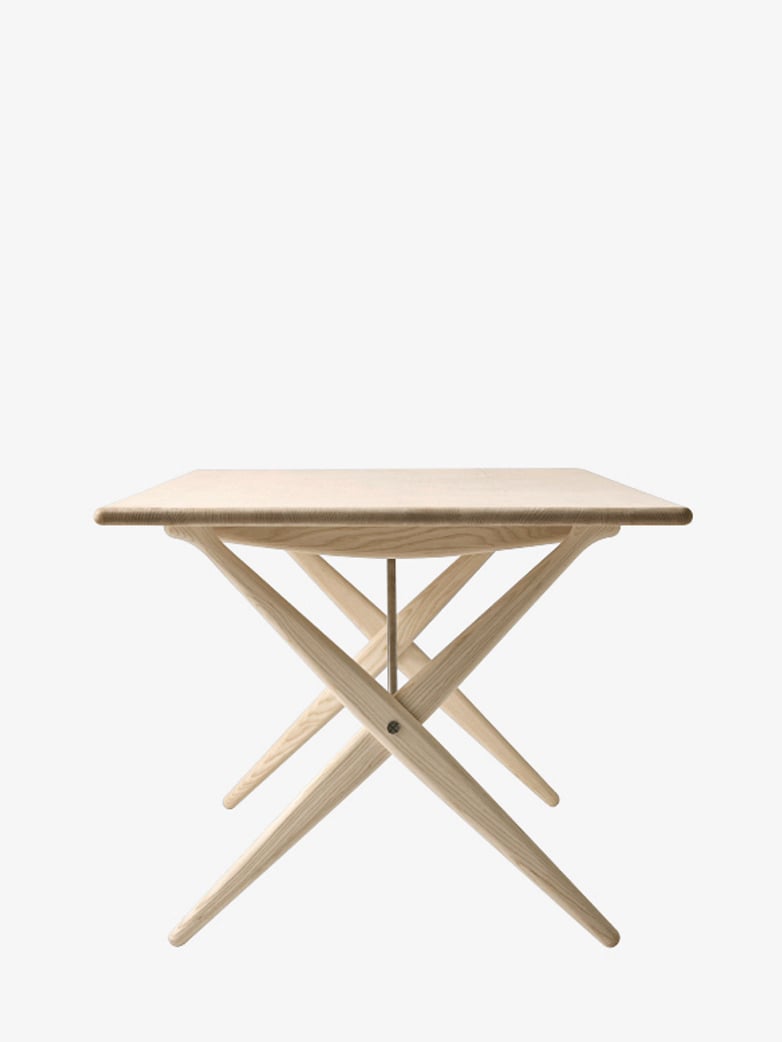 PP85 Crossed Legged Table – 160