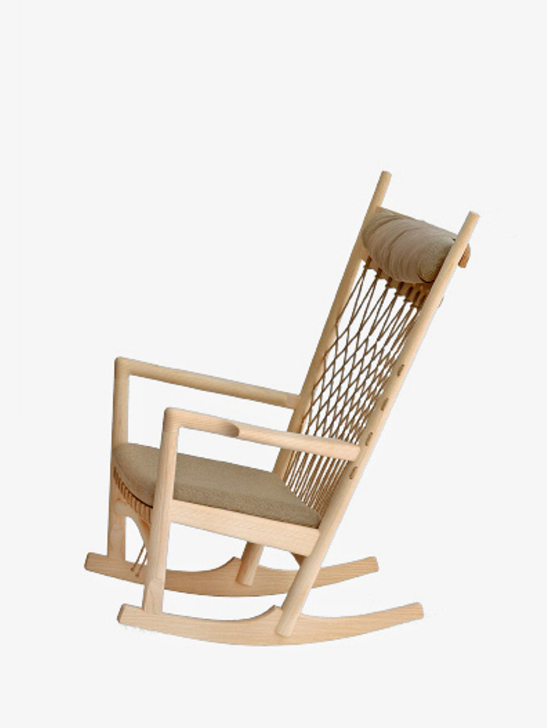 PP124 Rocking Chair