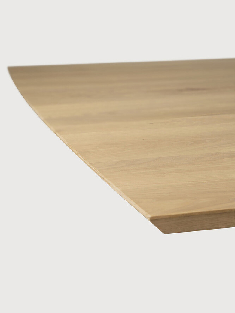 Mikado Dining Table – Oak – 203 x 106
