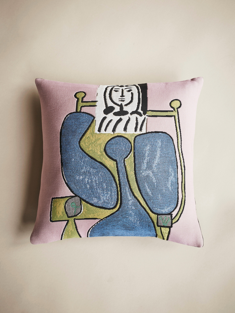 Picasso Cushion – Femme Assise a la Robe Bleue II – 45 x 45
