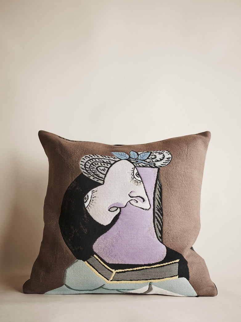 Picasso Cushion – La Chapeau de Paille au Feuillage Bleu – 45 x 45