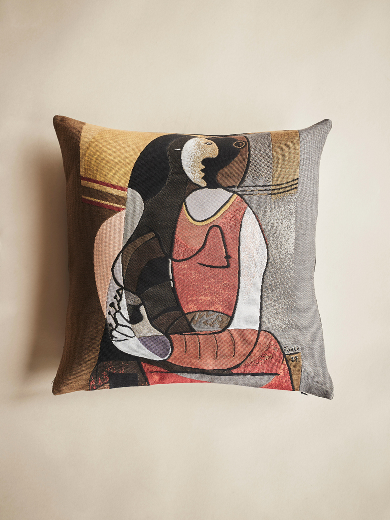 Picasso Cushion – Femme Assise – 45 x 45 cm