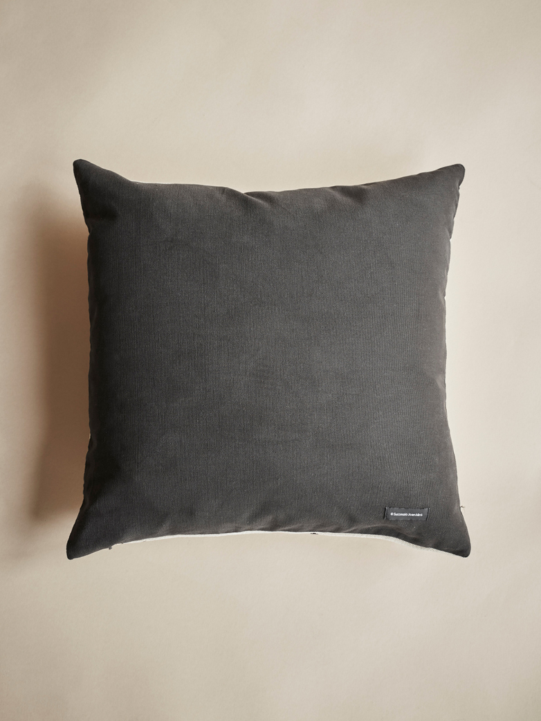 Miro Cushion – Peinture – 45 x 45