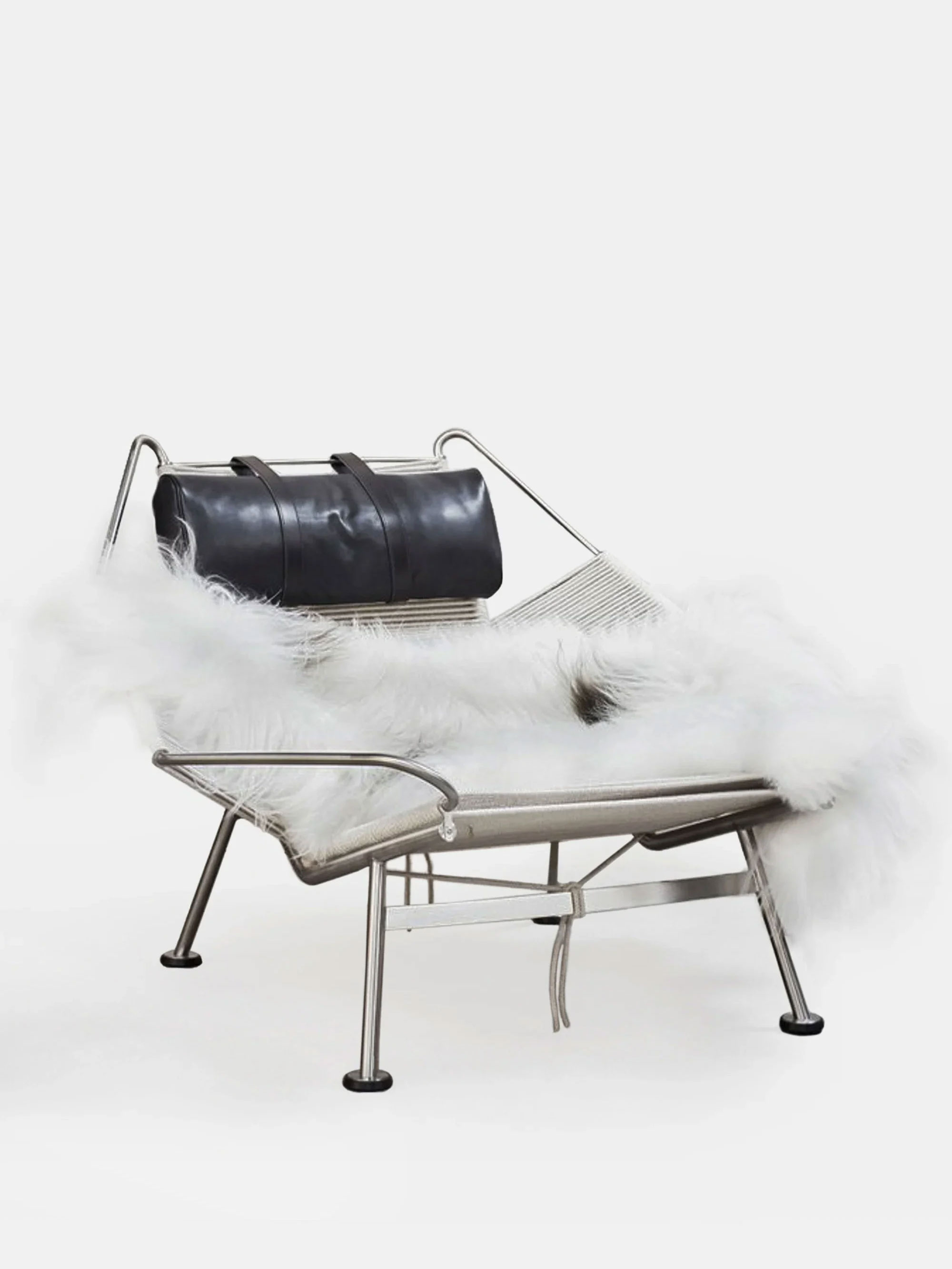 PP Møbler — PP225 Flag Halyard Chair — Liggfåtöljer | Artilleriet