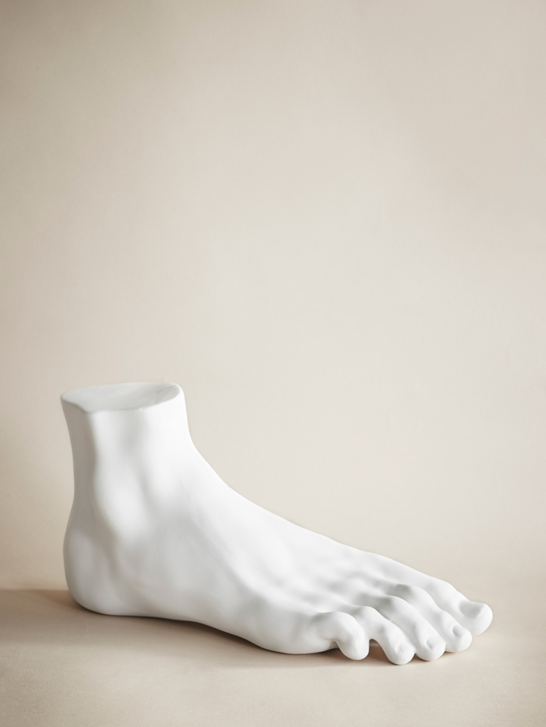 Memorabilia Mvsevm Male Foot