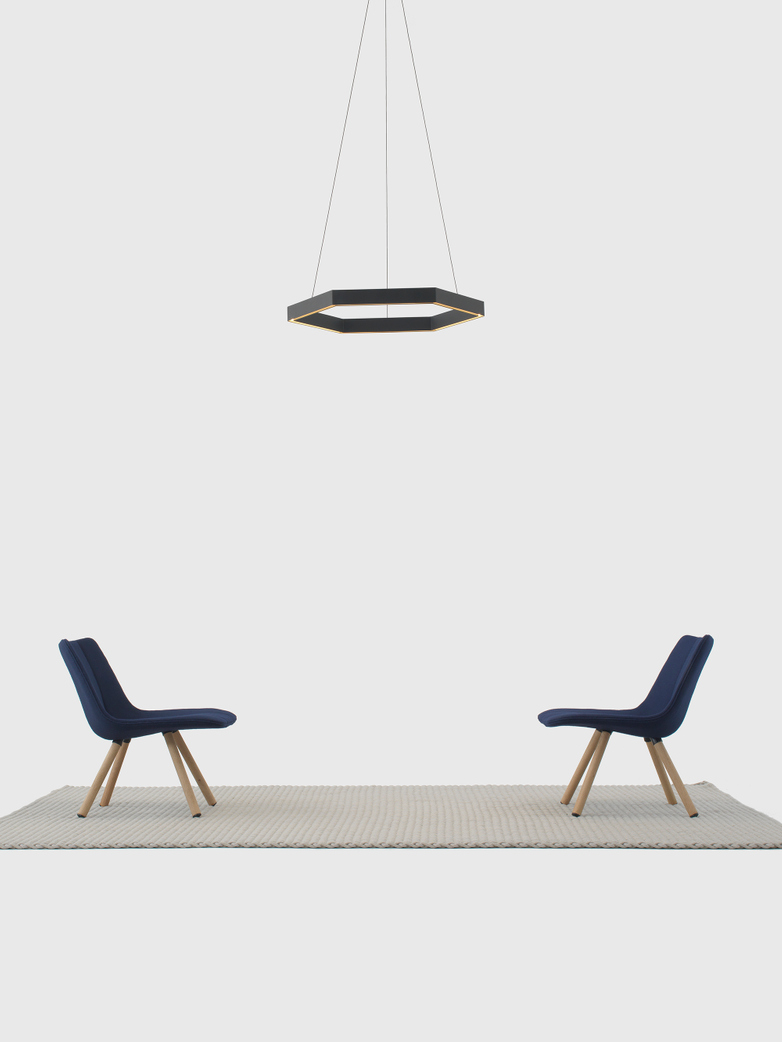 Hex 750 – Black
