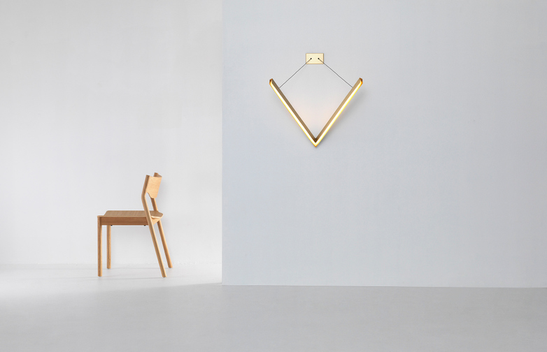 V Wall Light