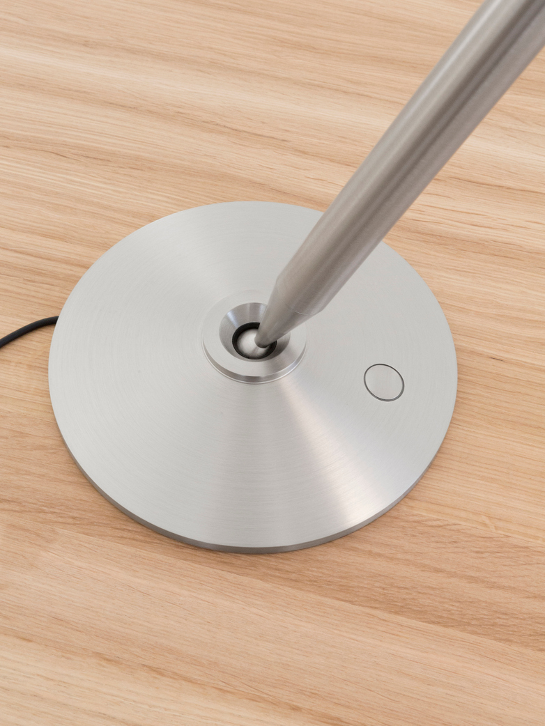 Buster Table Light