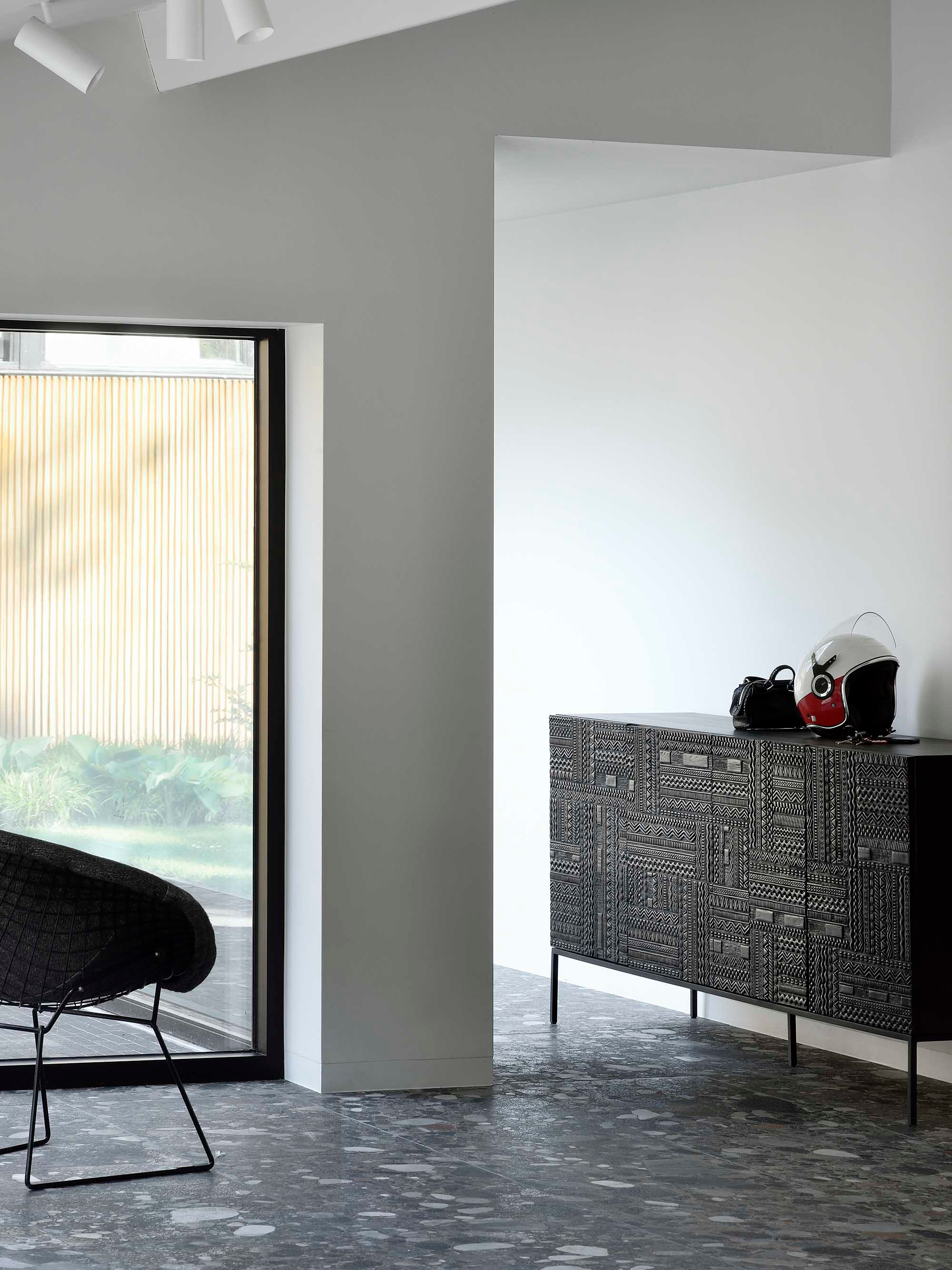 29802 917afffeed 12189 Tabwa Sideboard 4 Doors Portrait