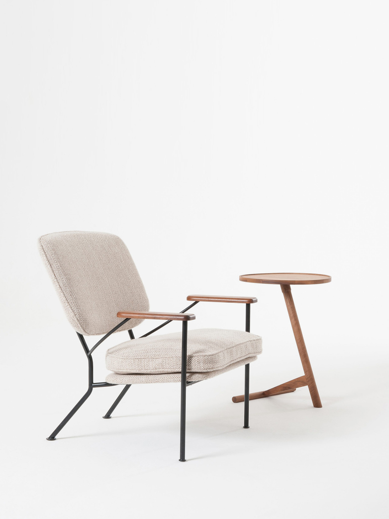 Calvo Side Table – Cherry