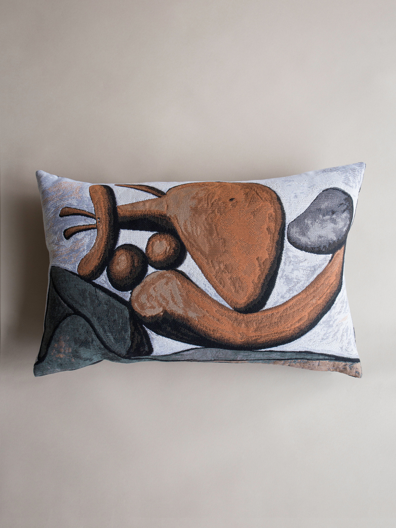 Picasso Cushion – Femme Lançant une Pierre – 40 x 60