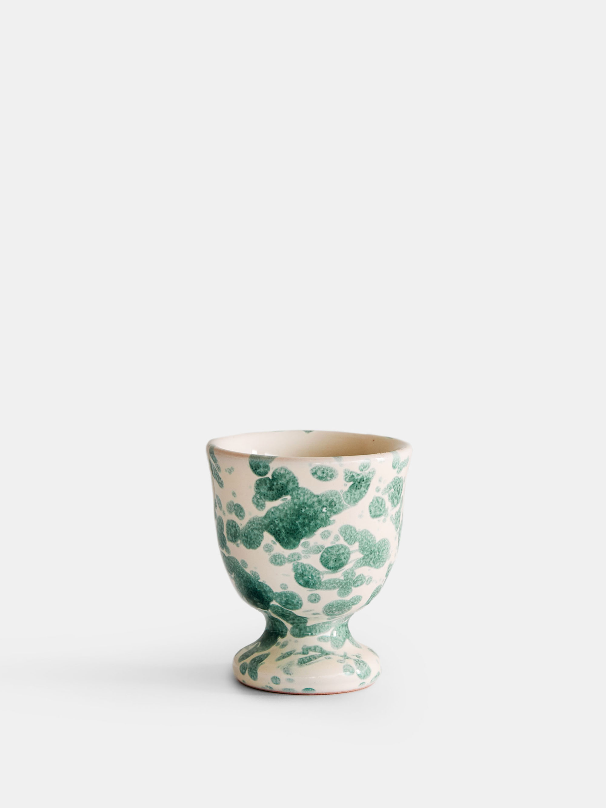 29947 59cffaffcf Spruzzi Vivente Egg Cup Green On Creme Portrait