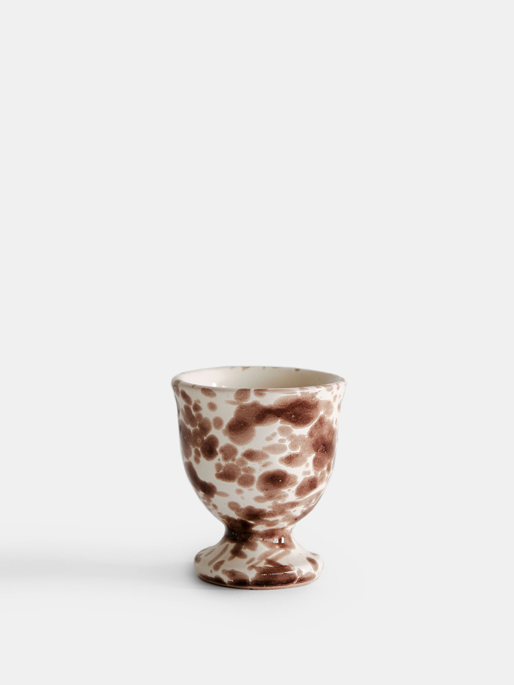 29948 776000a8bb 1 Spruzzi Vivente Egg Cup Brown On Creme Portrait