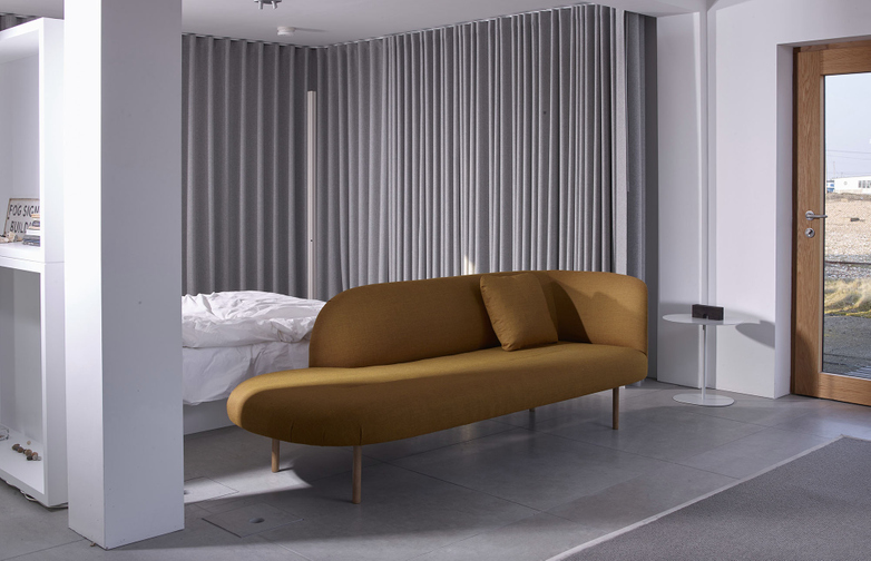 Continuous Chaise