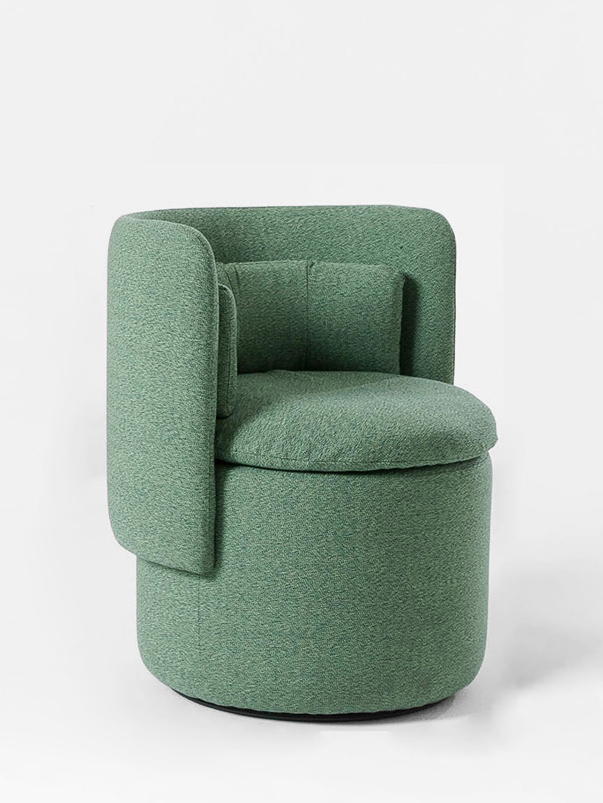 29994 2862112565 Group Cocktail Chair By Philippe Malouin 1 Bfe72786 527b 4f73 9c32 3ba79591bbf9 2048x2048 Zoom Kopia Zoom Portrait
