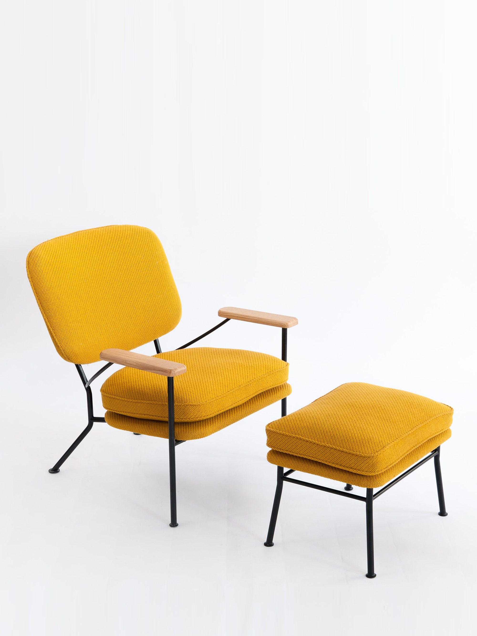 30001 Bd6ef1f3bc Orlando Armchair And Footstool By Reiko Kaneko For Scp Portrait