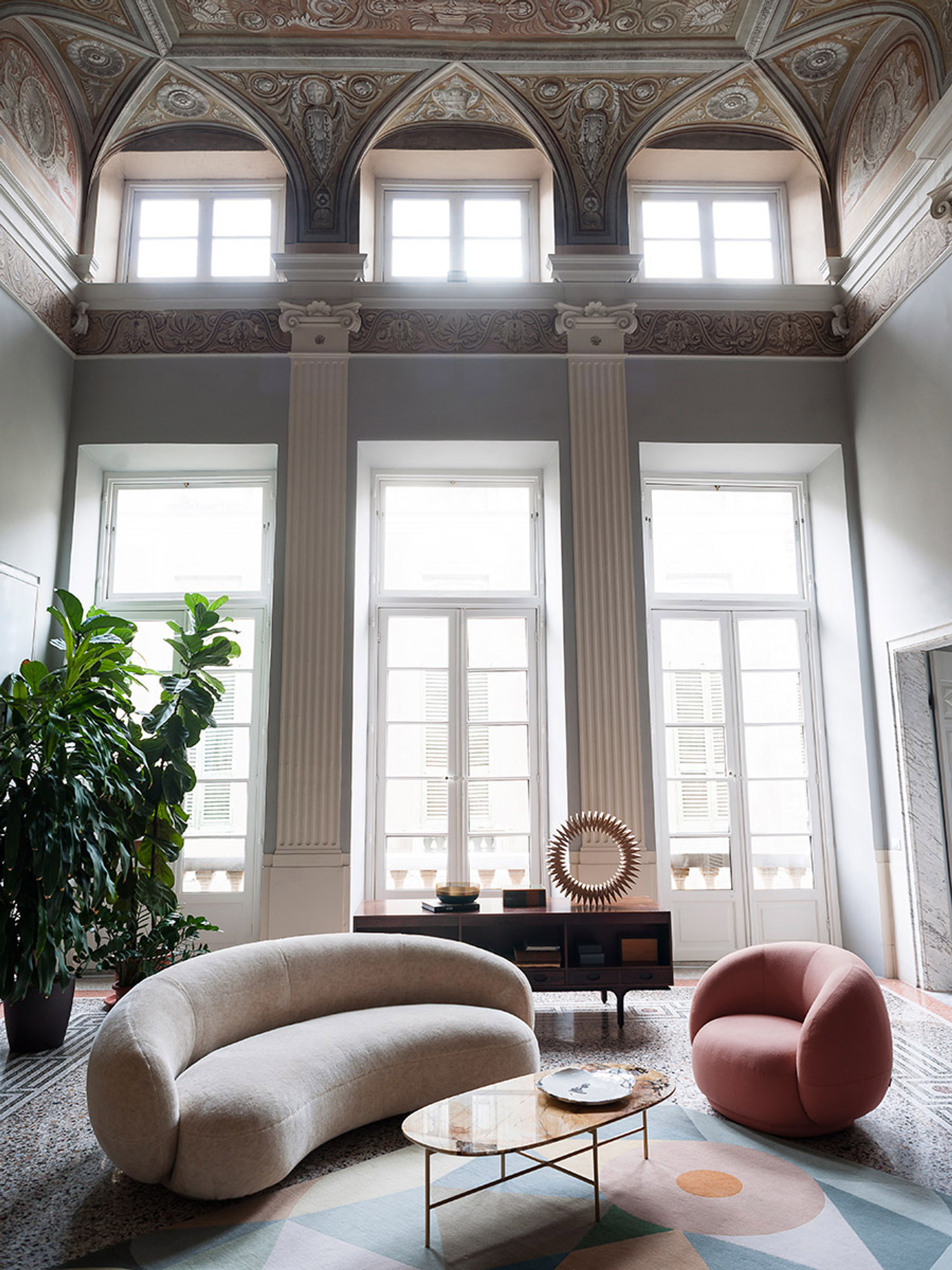 30034 B848e70410 1tacchini Julep Armchair 5 Portrait