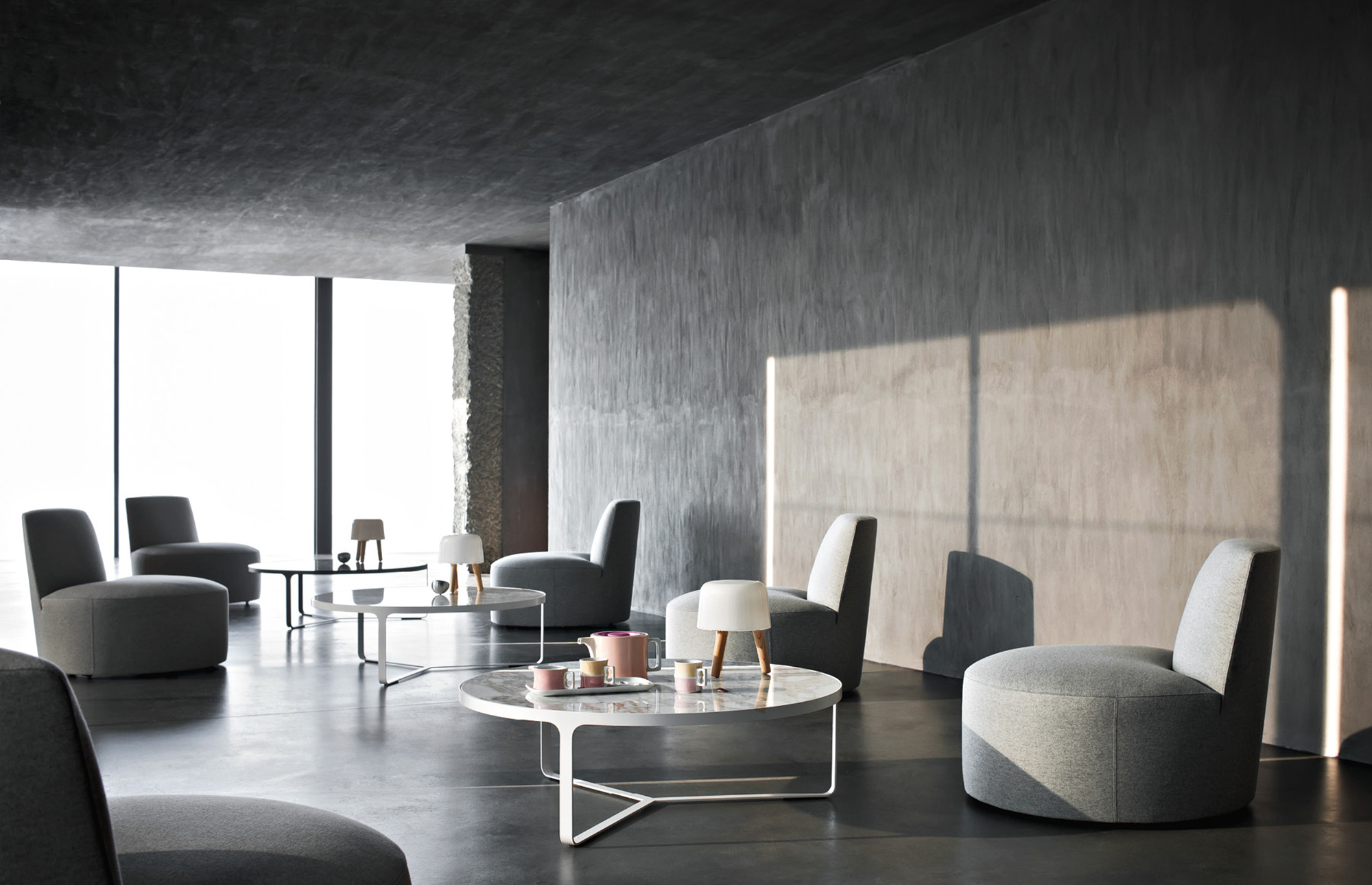 30058 B4a145eb36 Tacchini Baobab2 Portrait