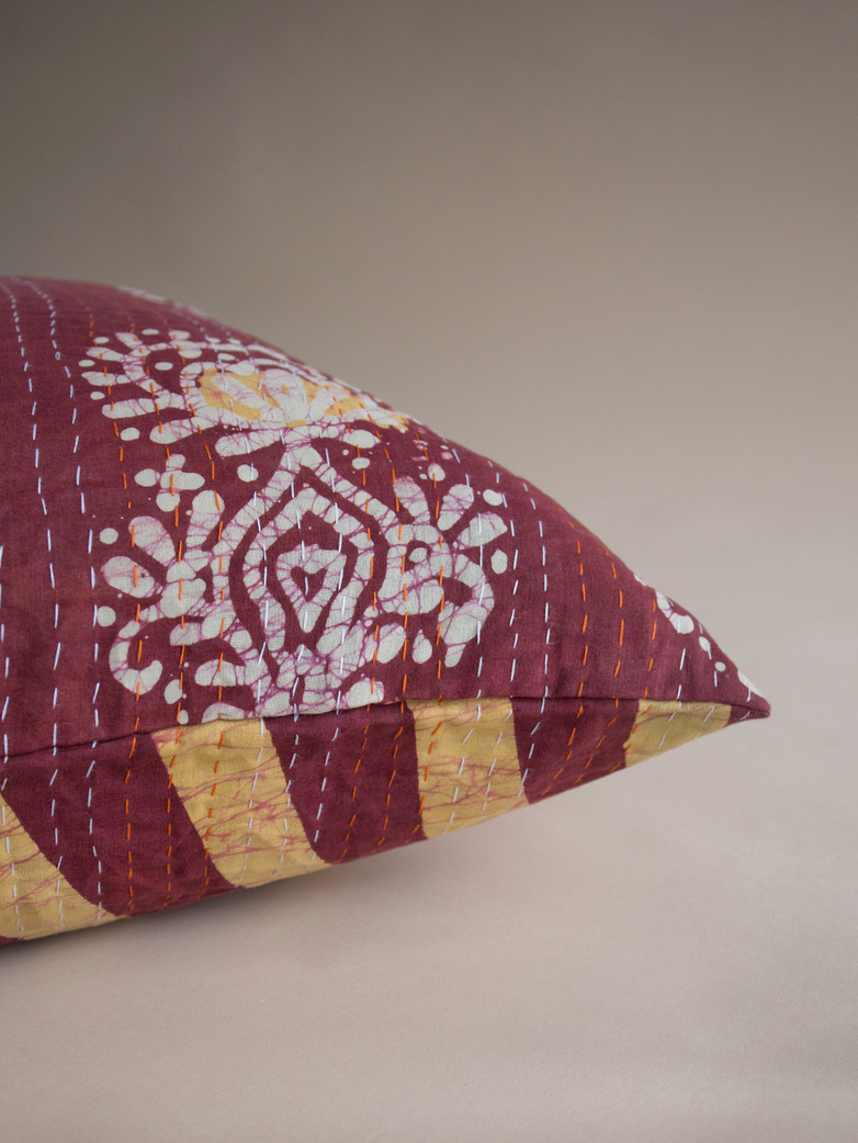 Sari Kantha – Red Stripe – 65 x 65