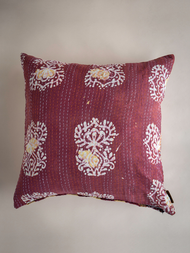 Sari Kantha – Red Stripe – 65 x 65
