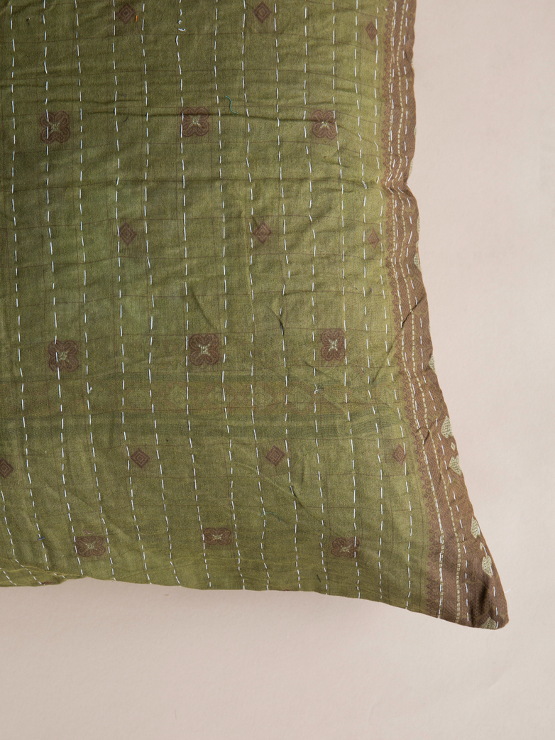 Sari Kantha – Moss Green – 65 x 65