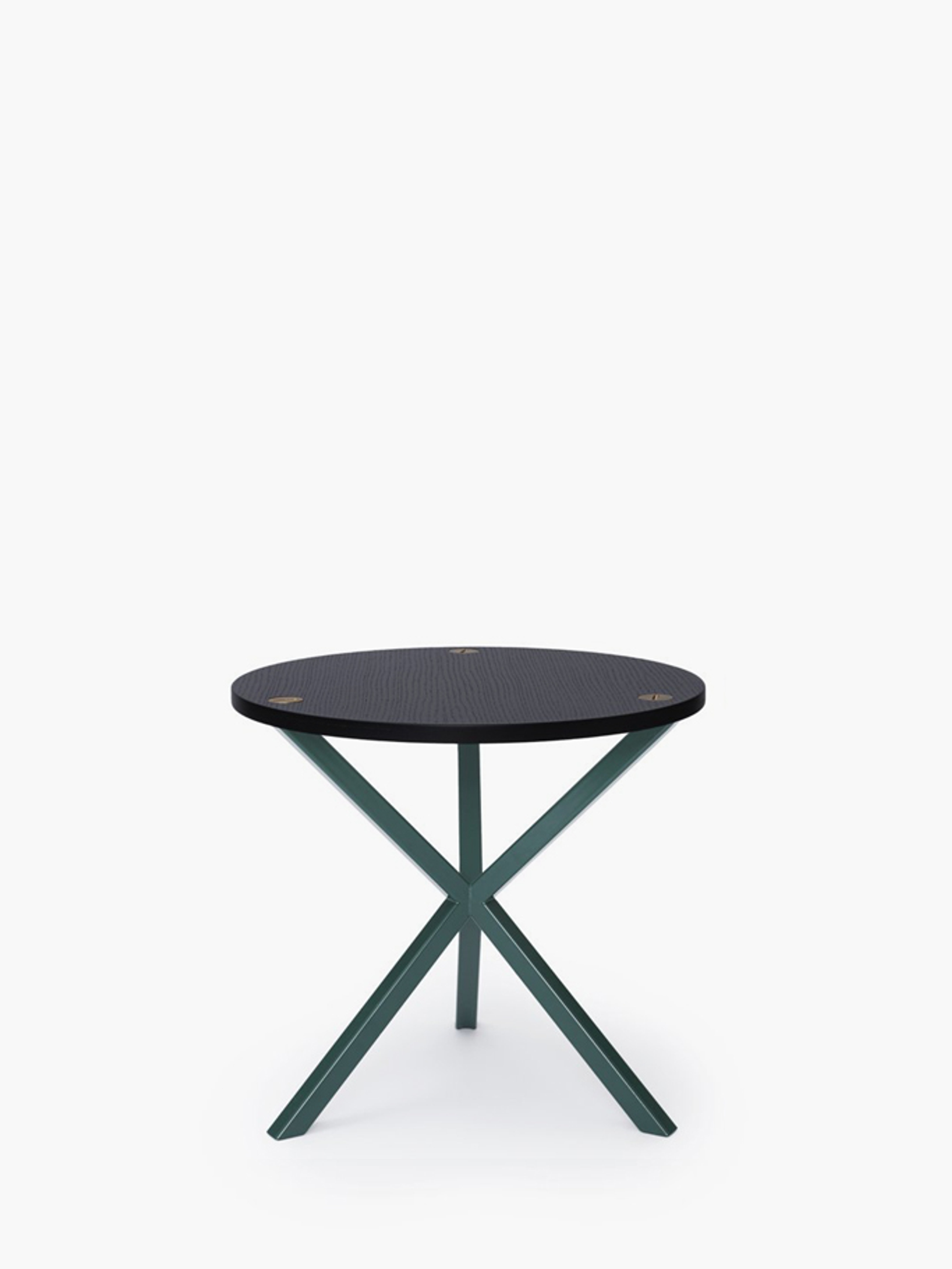 30176 49d63c3e53 11neb Round Side Table 500 Blackoak Black 024 1024x1024 Portrait