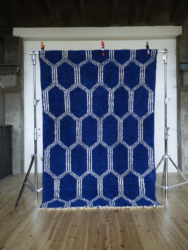 Beldi Blue – 285 x 190 cm