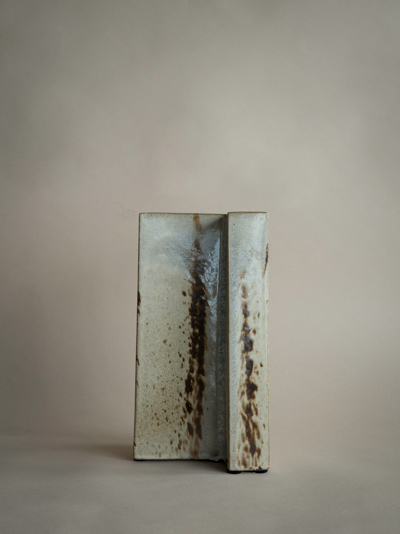 Yang Vase Glaze White Brown