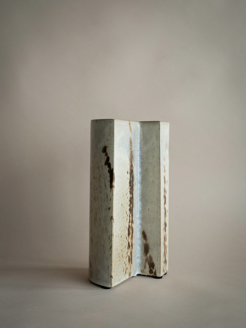 Yang Vase Glaze White Brown