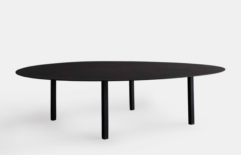 Bea Mombaers Table - 118 cm