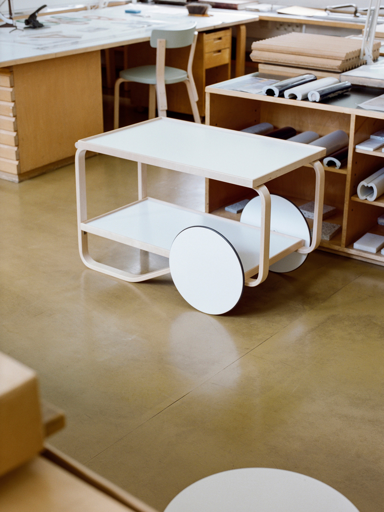 Tea Trolley 901 - Birch - Shleves With White IKI HPL