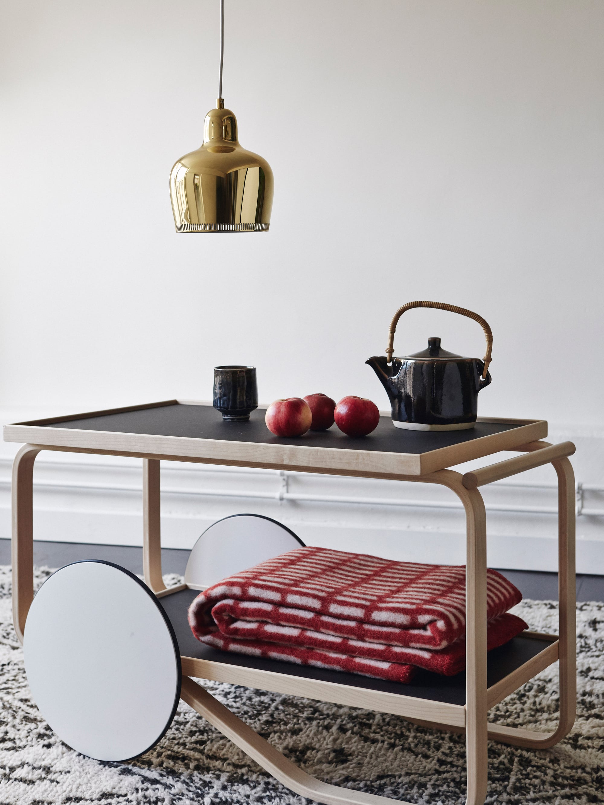 30881 956ee38ac8 1845815 Tea Trolley 901 Black Linoleum Pendant Light A330s Golden Bell Master Portrait