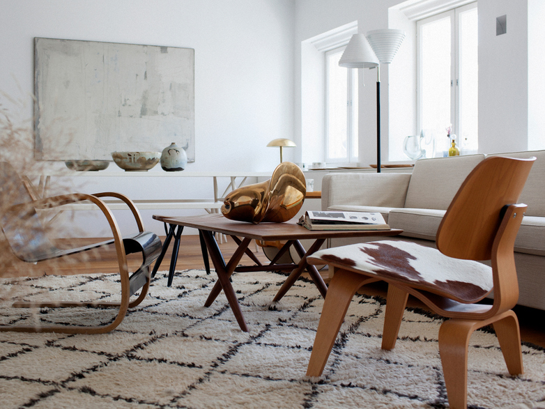 Domino Table - Walnut