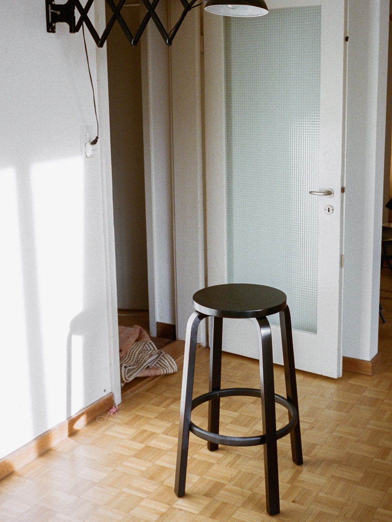 Bar Stool 64 - Birch Veneer - 75 cm