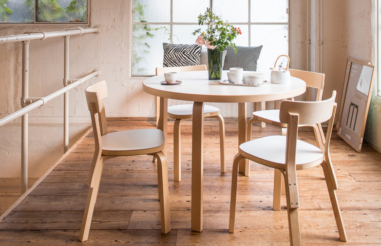 Aalto Table Round 90A - Black Linoleum - 100cm